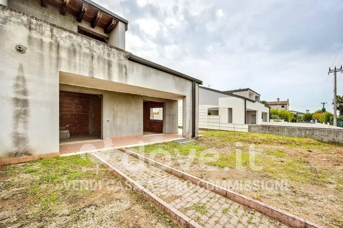 Villa a schiera via Cornere 2, Centro, Altivole - foto 2