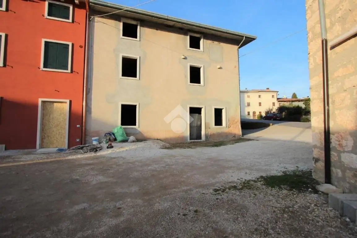 Rustico - Casale in vendita a Grezzana