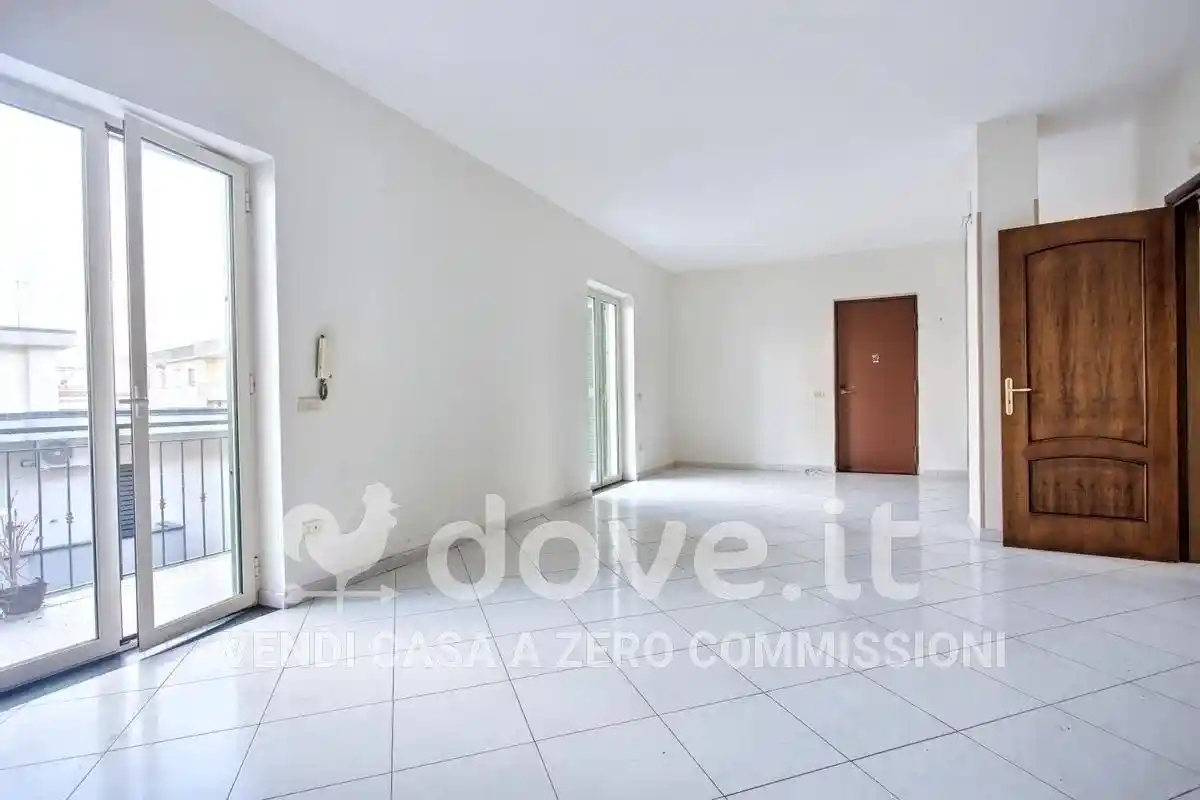 Trilocale via San Luca 46, Giardini - Oasi Sacro Cuore, Giugliano in Campania - foto 3