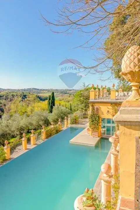 Villa in vendita a Crespina e Lorenzana