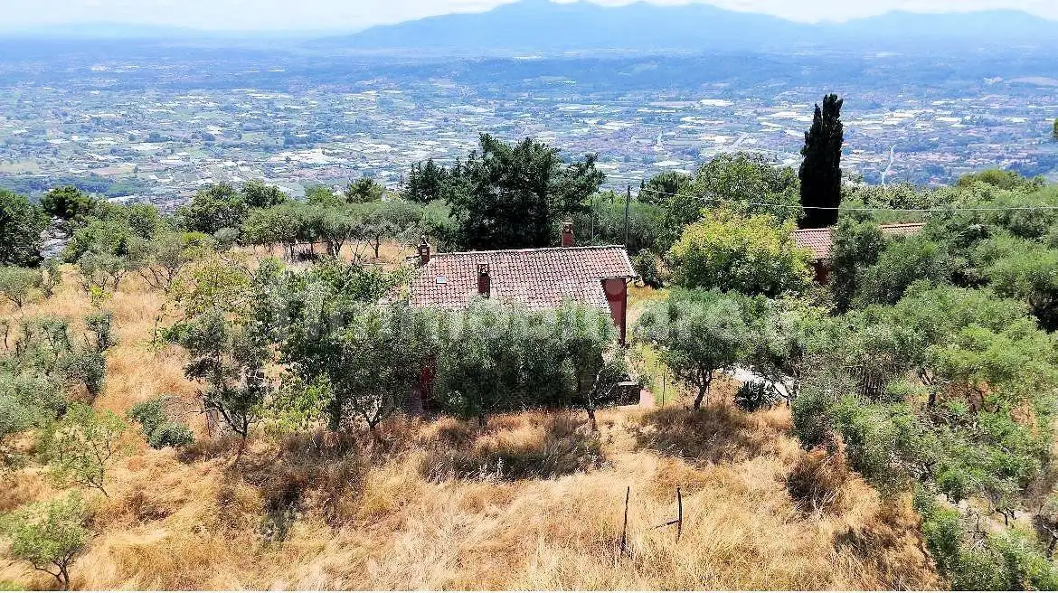 Rustico - Casale in vendita a Uzzano