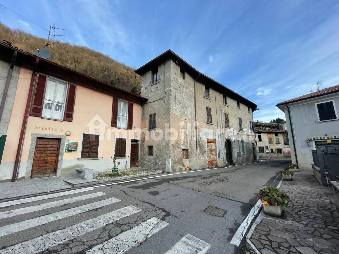 Appartamento in vendita a Valbrona