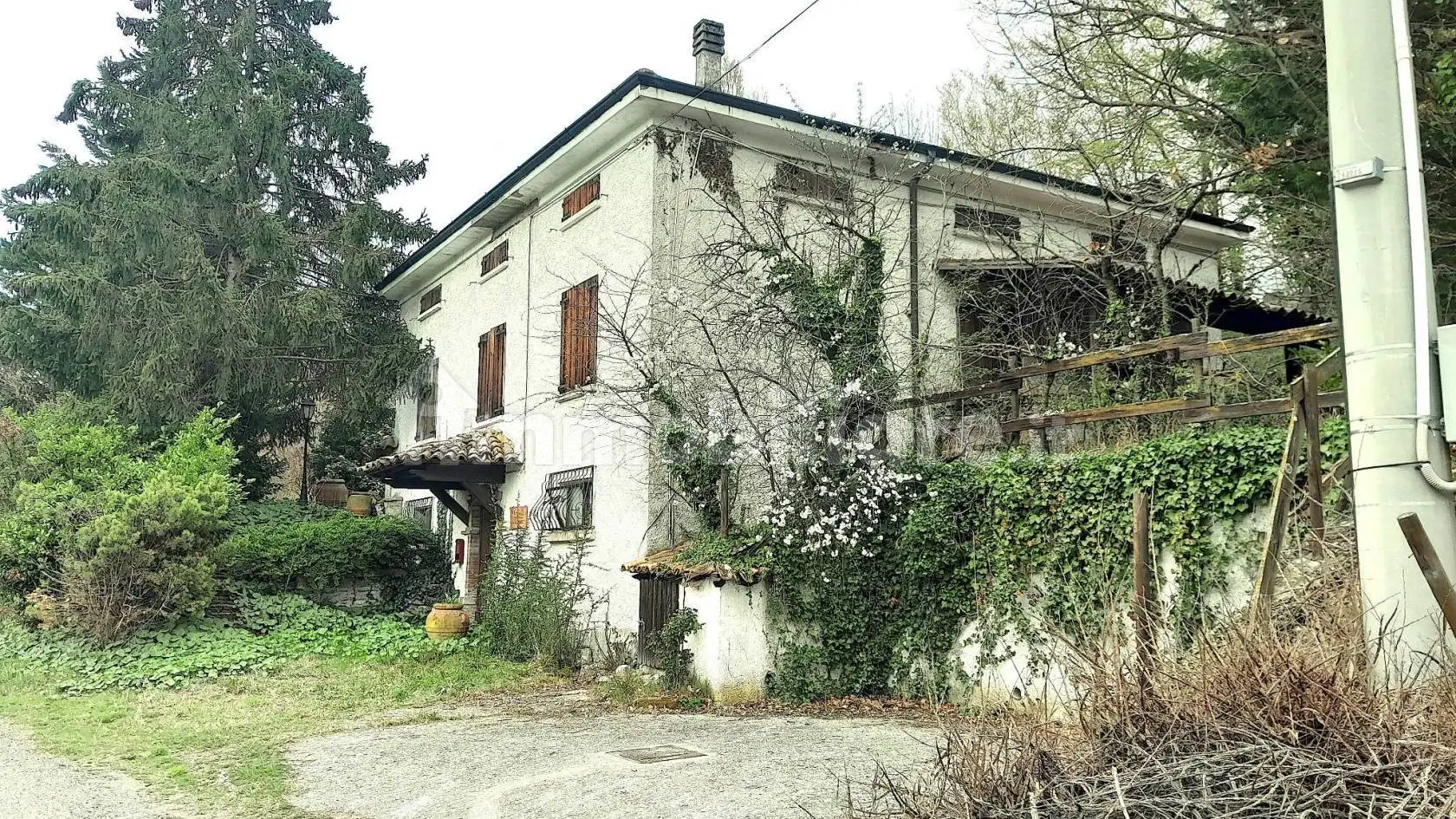 Rustico - Casale in vendita a Piozzano