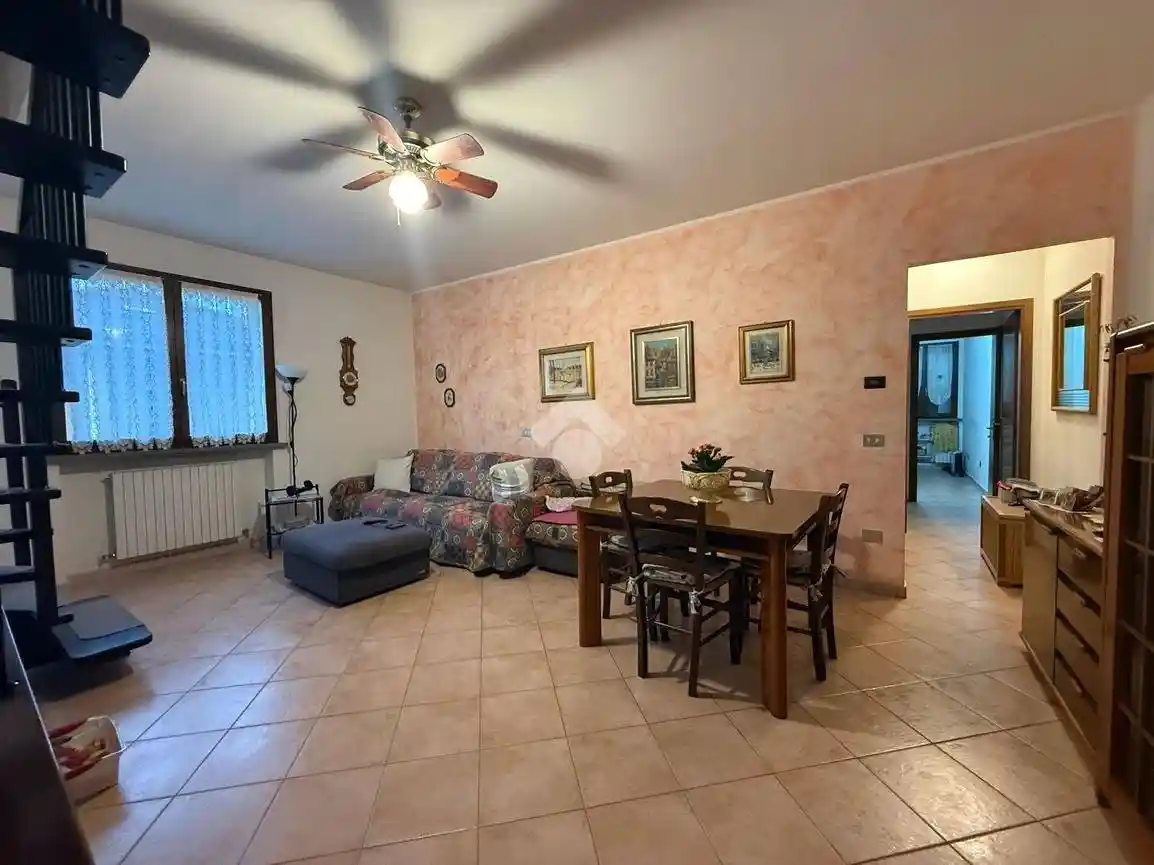 Trilocale Appartamento via Don Domico Orlandini 3, Rivalta - San Rigo, Reggio Emilia - foto 2