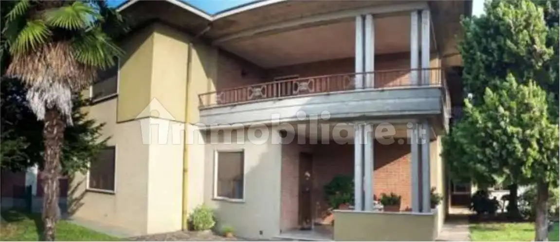 Palazzo - Stabile in asta a Breganze