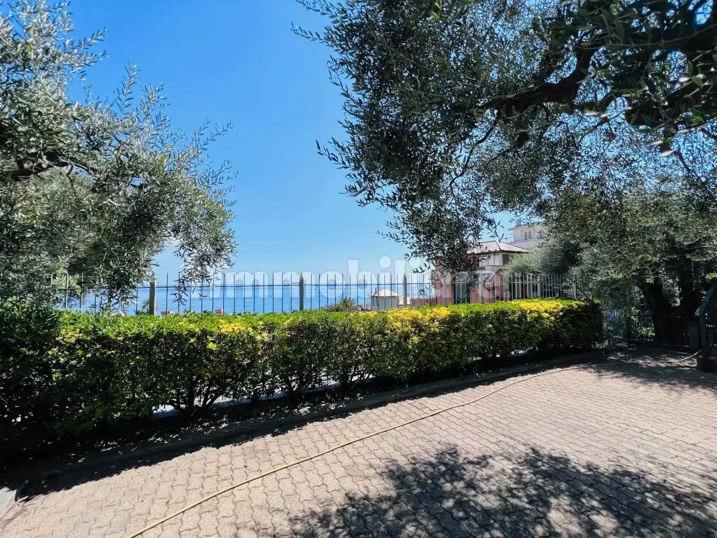 Quadrilocale via Unità d'Italia 11B, Centro, Arenzano - foto 2