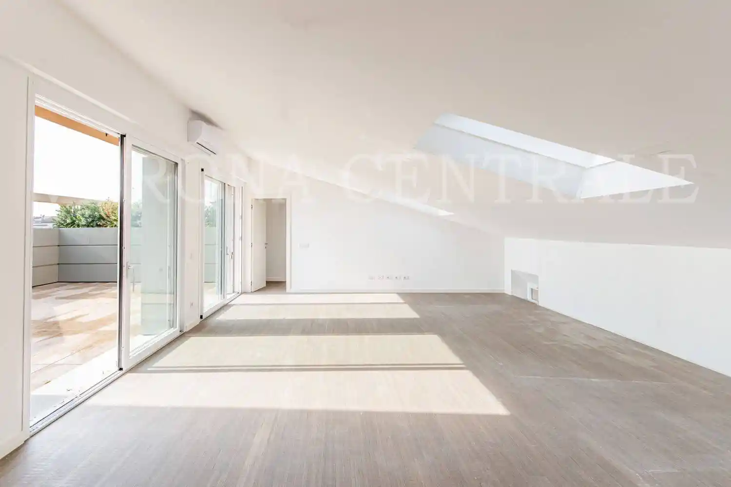 Attico corso Porta Nuova, Cittadella - Porta Nuova, Verona - foto 3