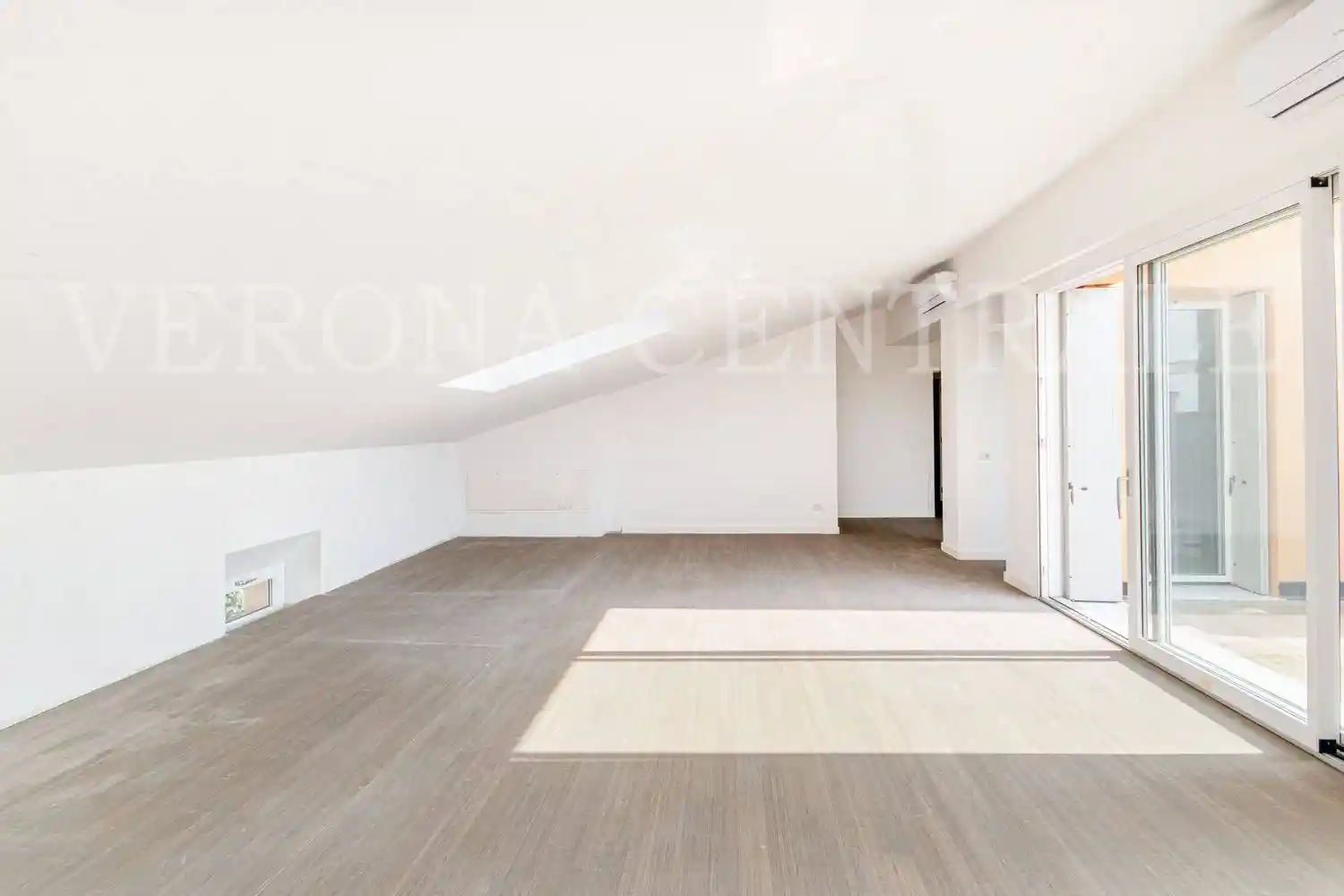 Attico corso Porta Nuova, Cittadella - Porta Nuova, Verona - foto 5