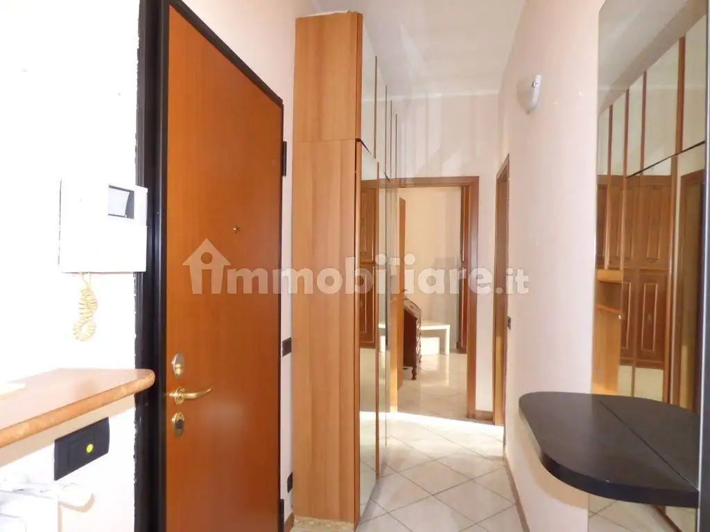 Bilocale buono stato, terzo piano, Desio - foto 2