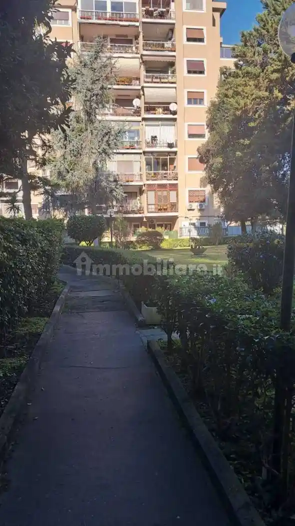 Trilocale via Giovanni Treccani, Torre Gaia, Roma - foto 2