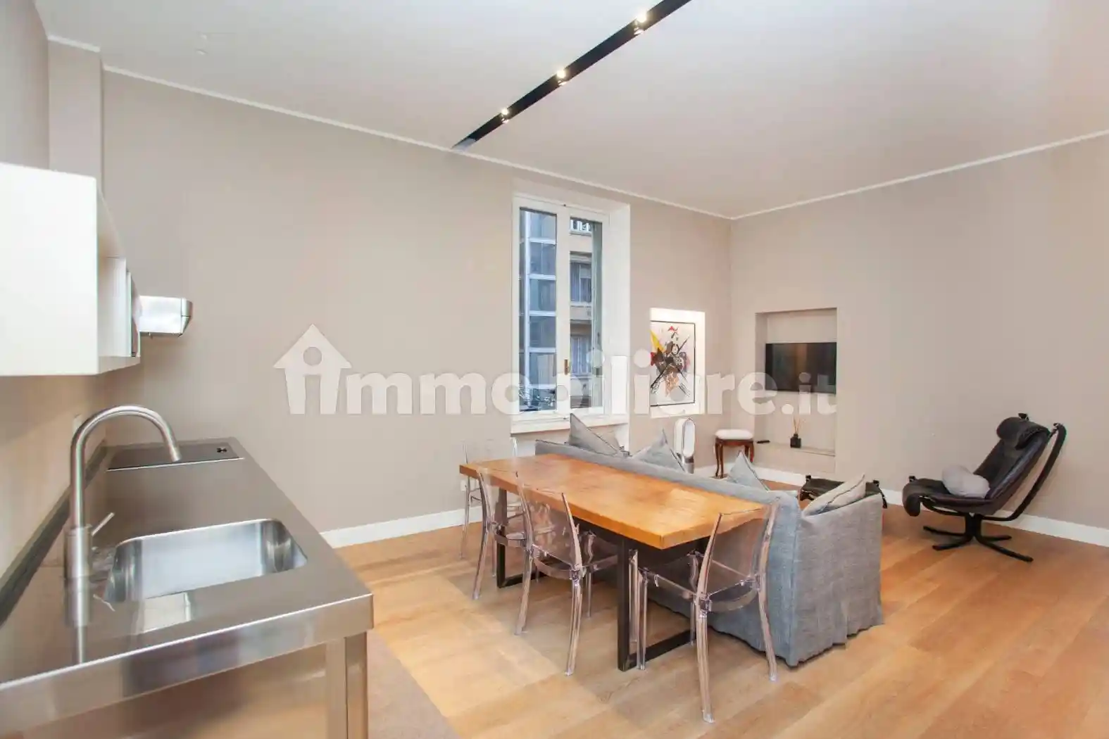 Bilocale via Jacopo Dal Verme 15, Isola, Milano - foto 2