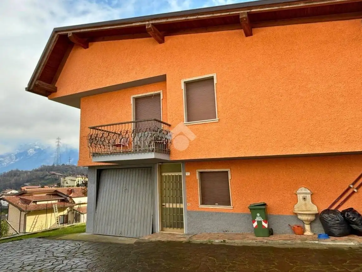 Villa in vendita a Angolo Terme