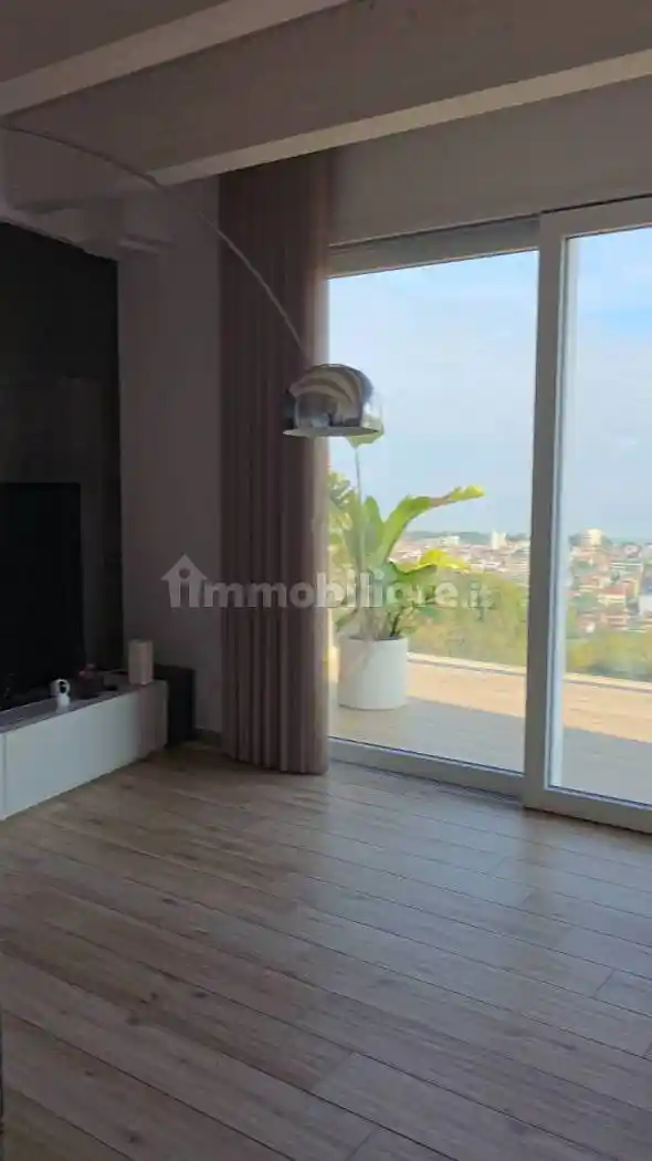 Villa unifamiliare Strada Comunale Chiappinello 56, Montesilvano Colle, Montesilvano - foto 4