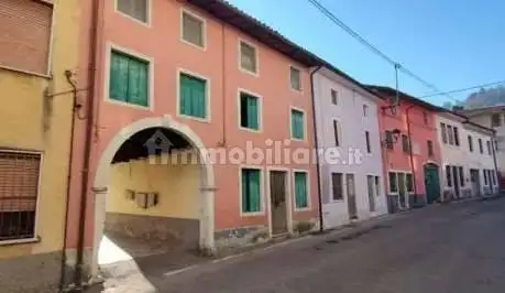 Casa indipendente in asta a Chiampo