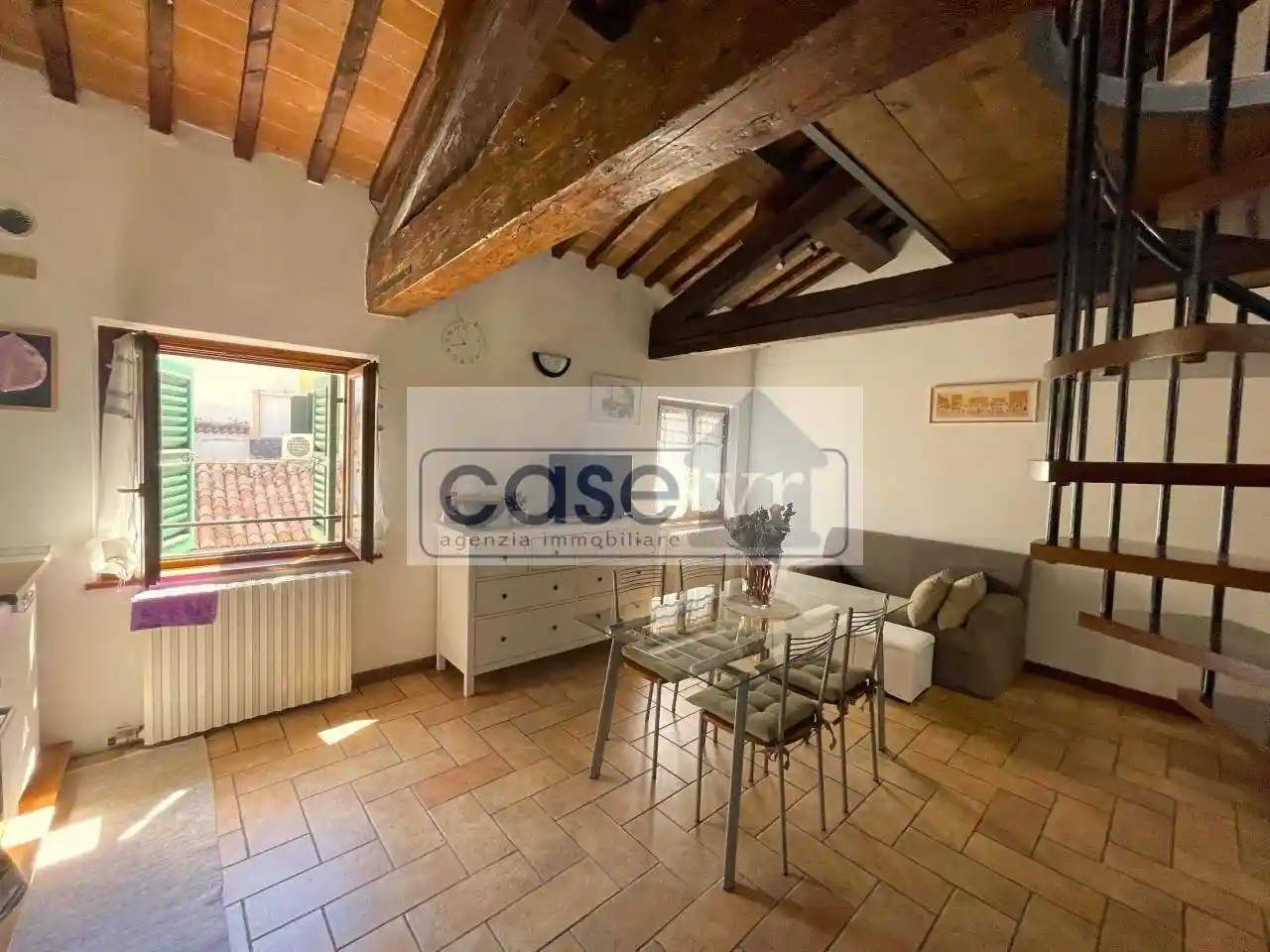 Bilocale vicolo Cieco Galline, 5, San Zeno, Verona - foto 2