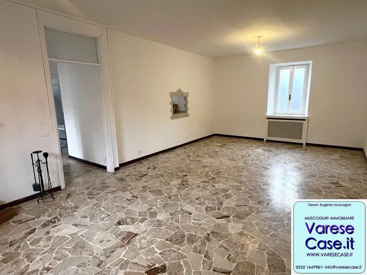 Trilocale via Vittorio Veneto 45, Brinzio - foto 2