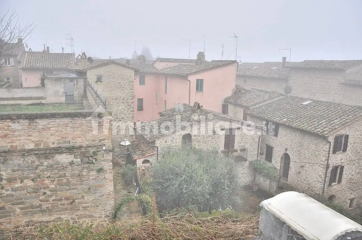 Casa indipendente in affitto a Bettona