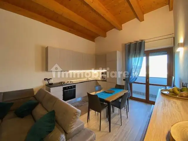 Trilocale ottimo stato, quarto piano, Albano Sant'Alessandro - foto 3