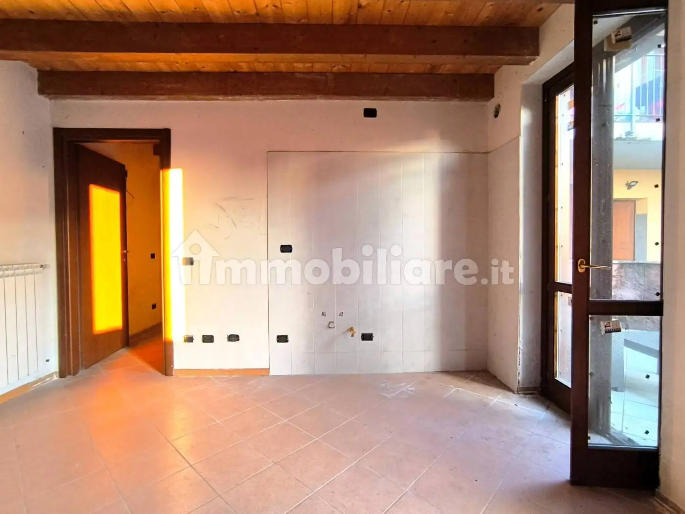 Bilocale via Tiziano, Centro, Casnate con Bernate - foto 3