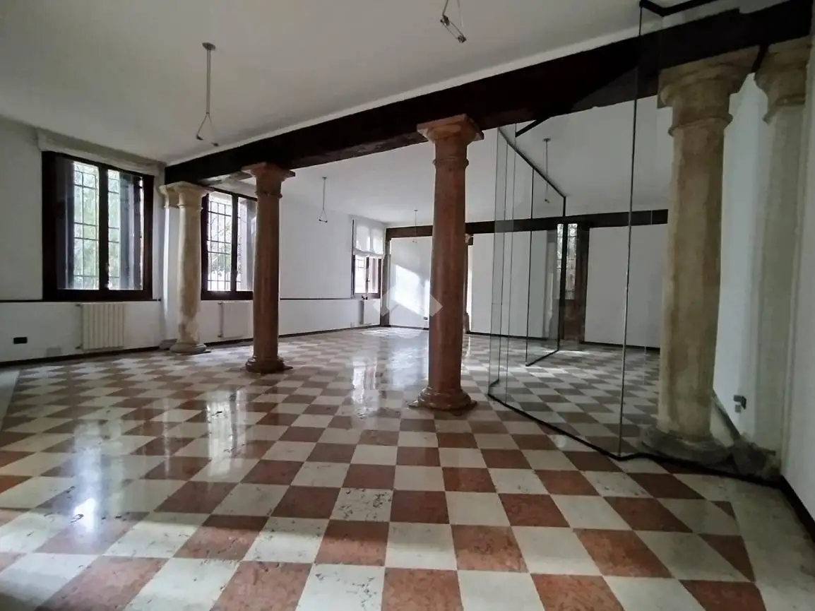 Appartamento in vendita a Padova