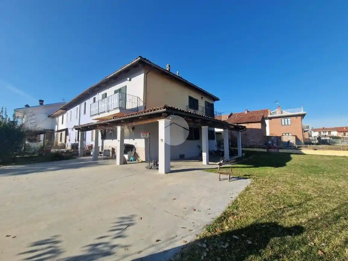 Terratetto plurifamiliare via Francesco traversa 10, Centro, San Paolo Solbrito - foto 2