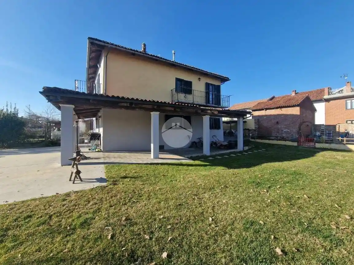 Terratetto plurifamiliare via Francesco traversa 10, Centro, San Paolo Solbrito - foto 4