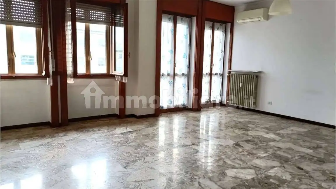 Apartment in vendita a Milan