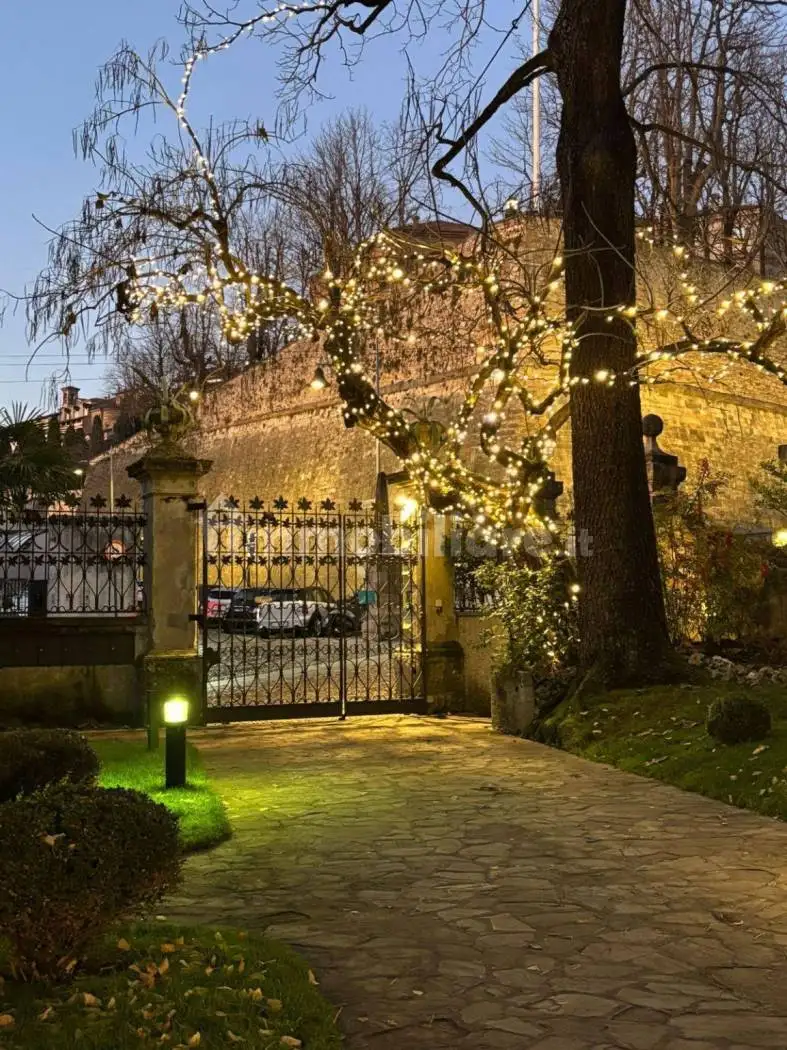 Appartamento in vendita a Bergamo