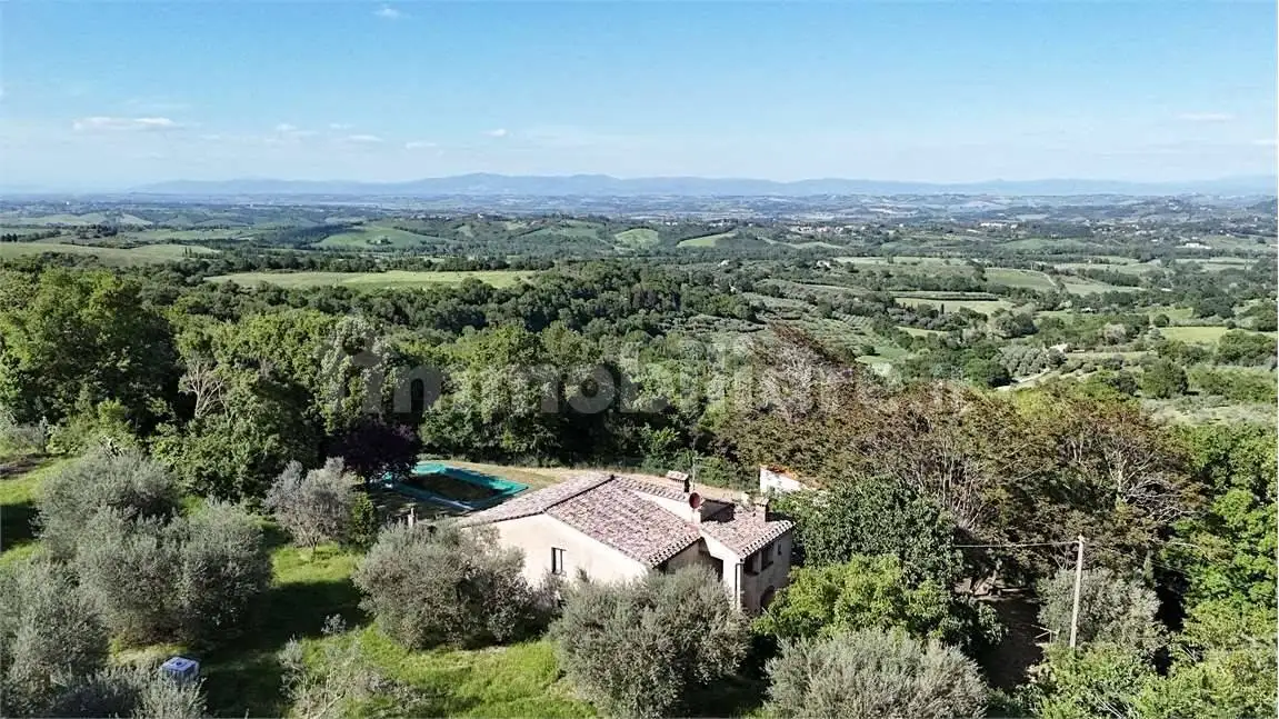 Rustico - Casale in vendita a Sarteano