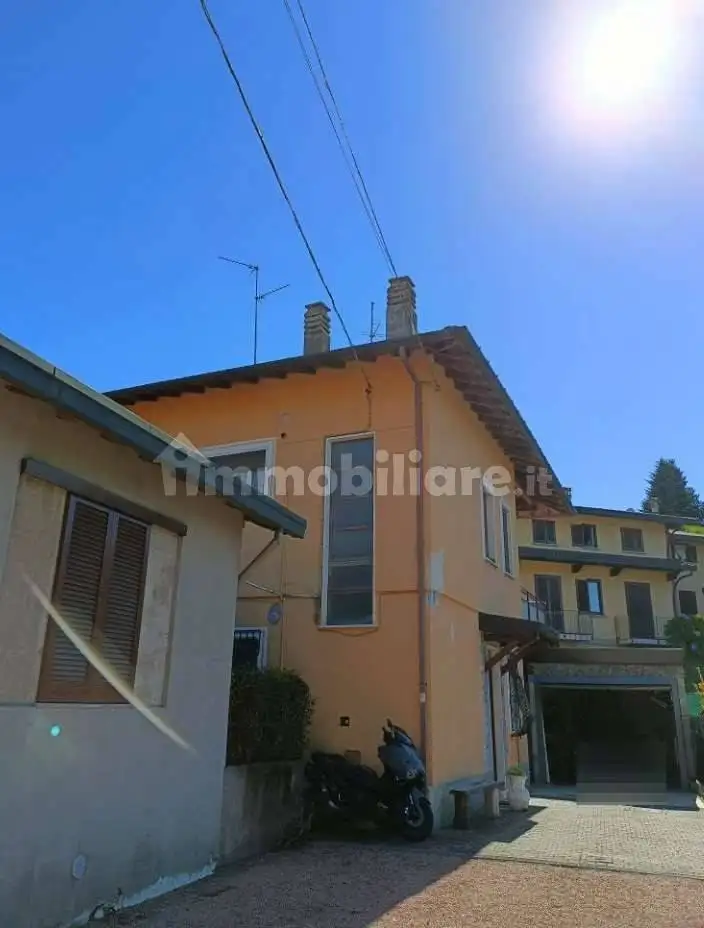 Appartamento all'asta viale Varese, Binago - foto 2