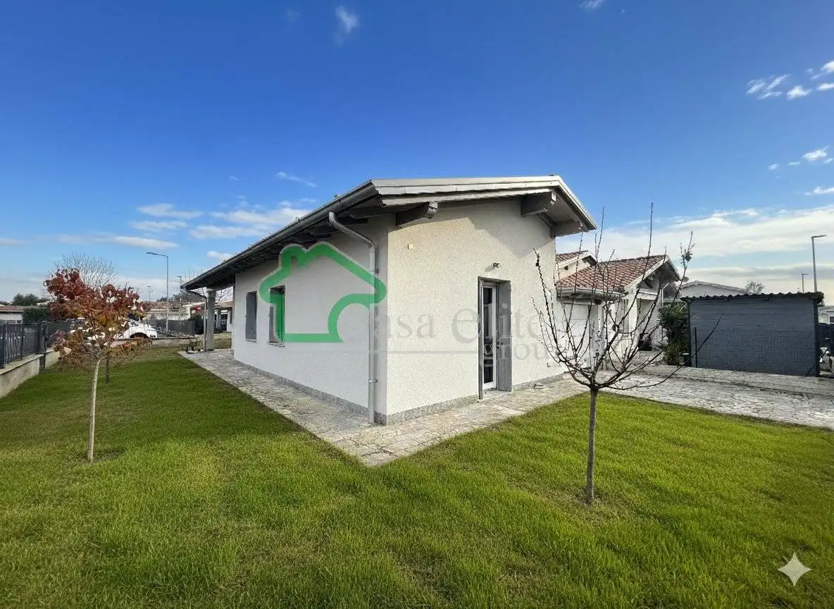 Villa in vendita a Brembio