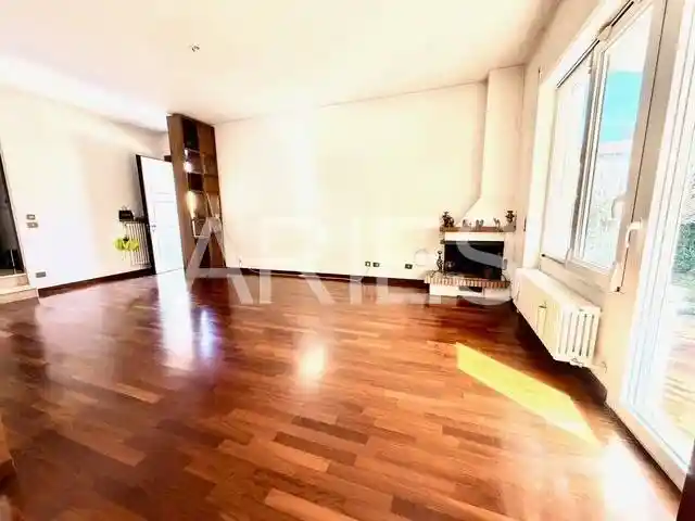 Villa plurifamiliare via Panezio 4, Casal Palocco, Roma - foto 3