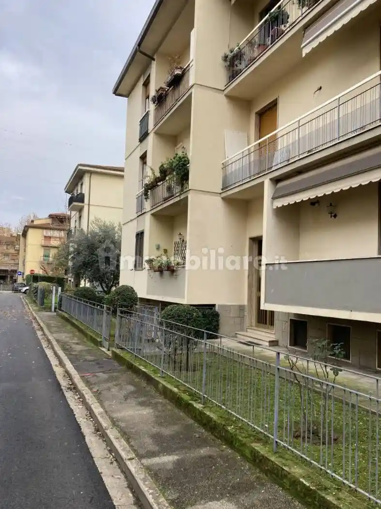 Quadrilocale buono stato, primo piano, Le Bagnese, San Giusto, Scandicci - foto 2