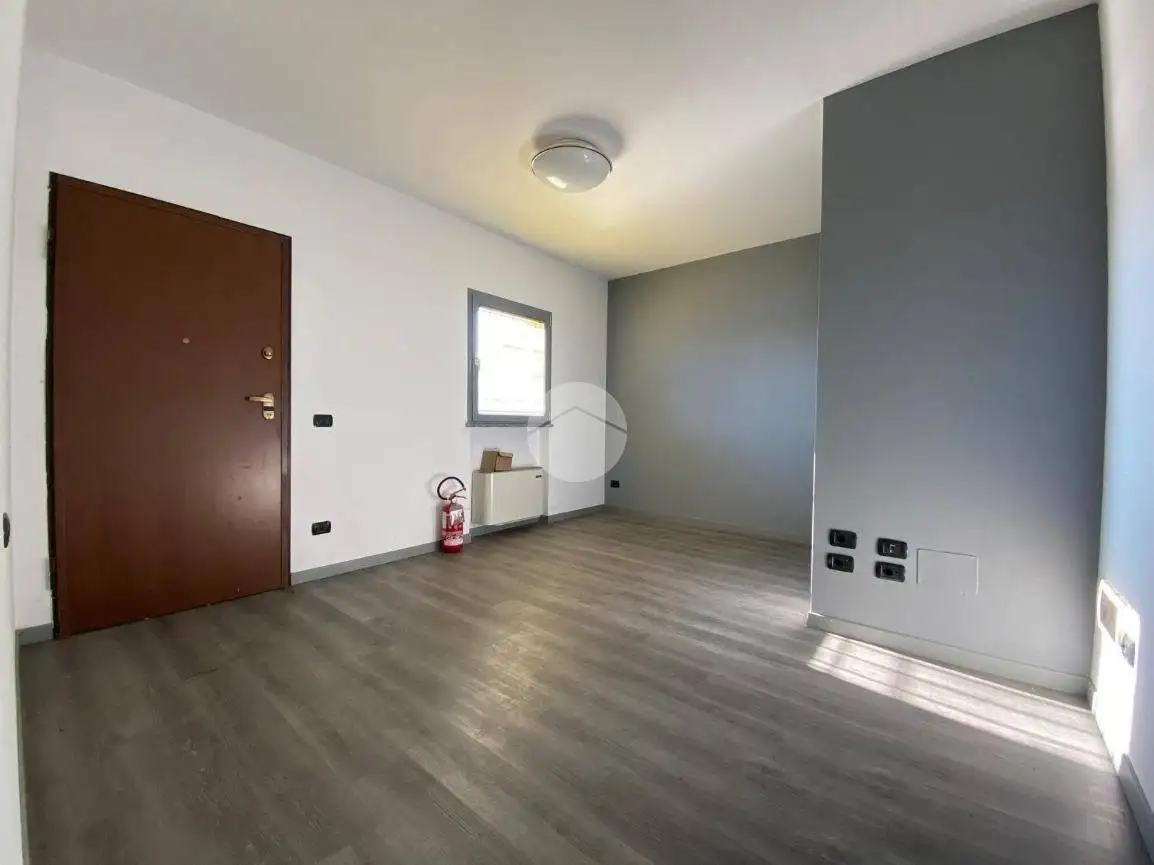 Appartamento in vendita a Gadesco-Pieve Delmona