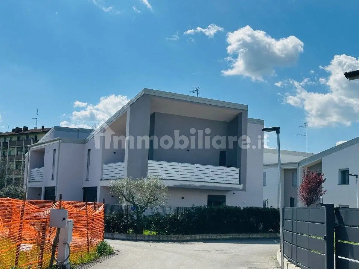 Villetta a schiera in vendita a Reggio Emilia