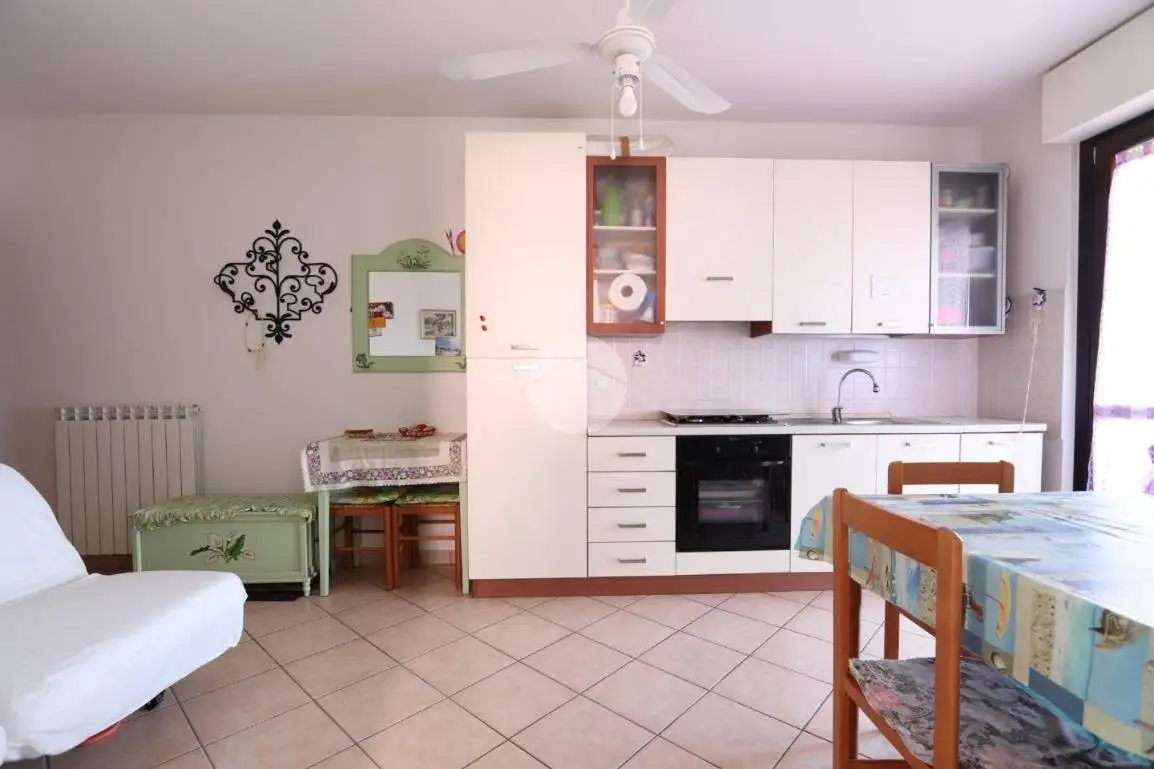 Bilocale via Angelo Zanoni 4, Centro, Alba Adriatica - foto 2