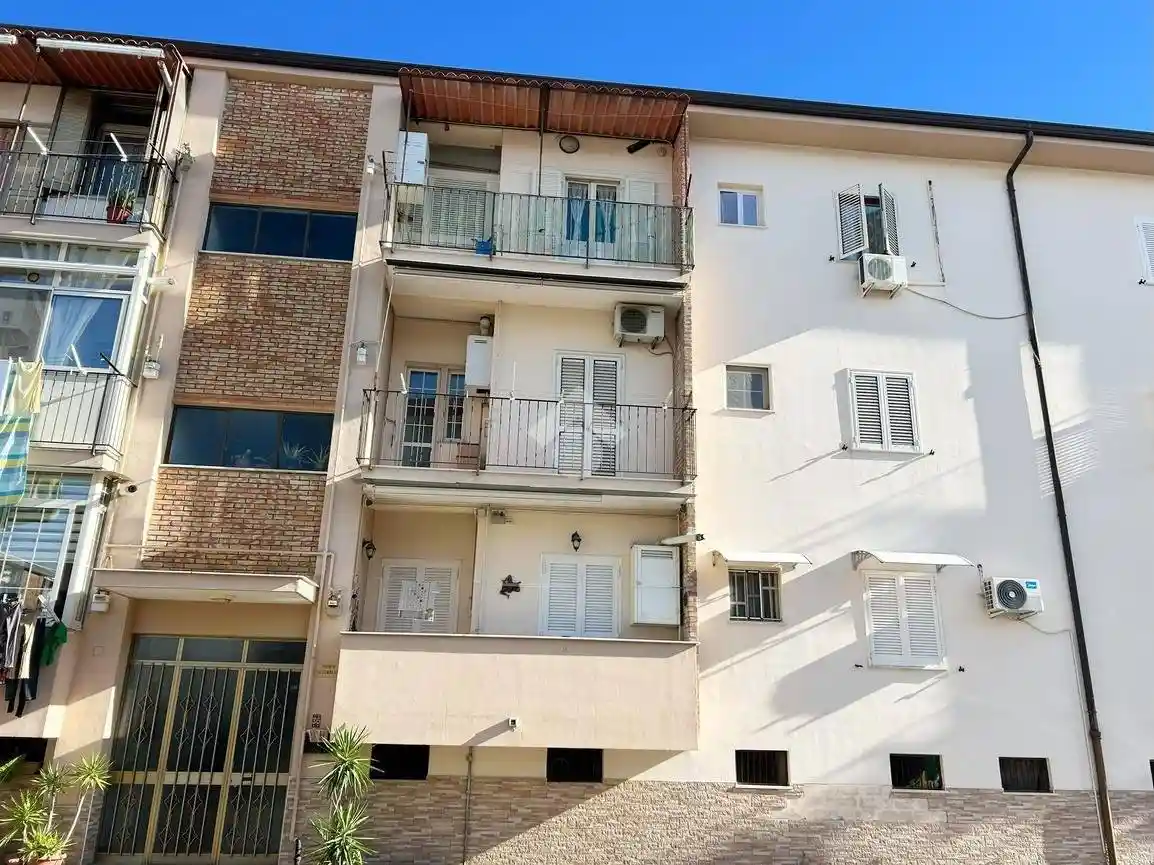 Quadrilocale via Pietro Nenni 26, Centro, Pomigliano d'Arco - foto 2