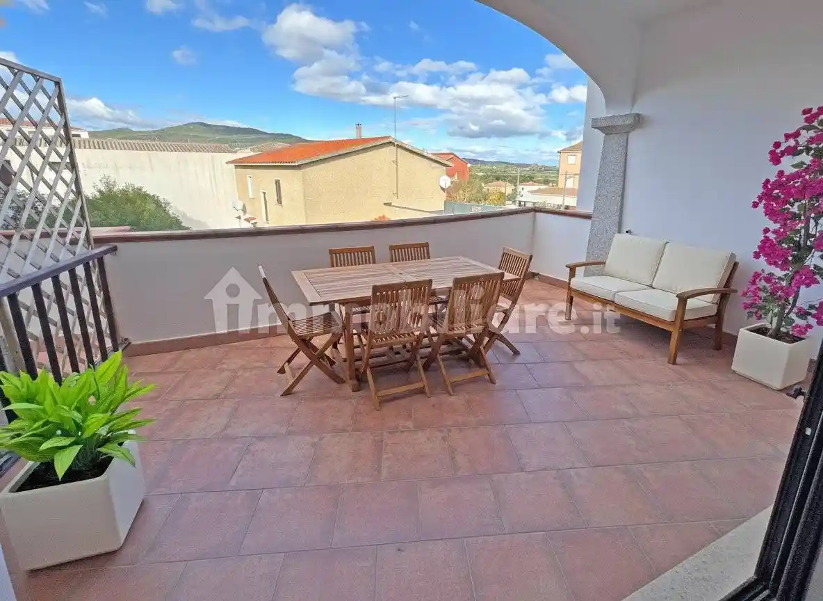 Trilocale via Nazionale 106, Centro, Budoni - foto 2