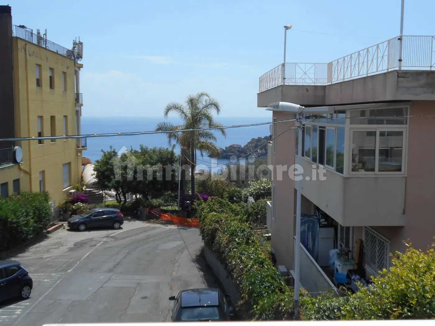 Appartamento in vendita a Aci Castello