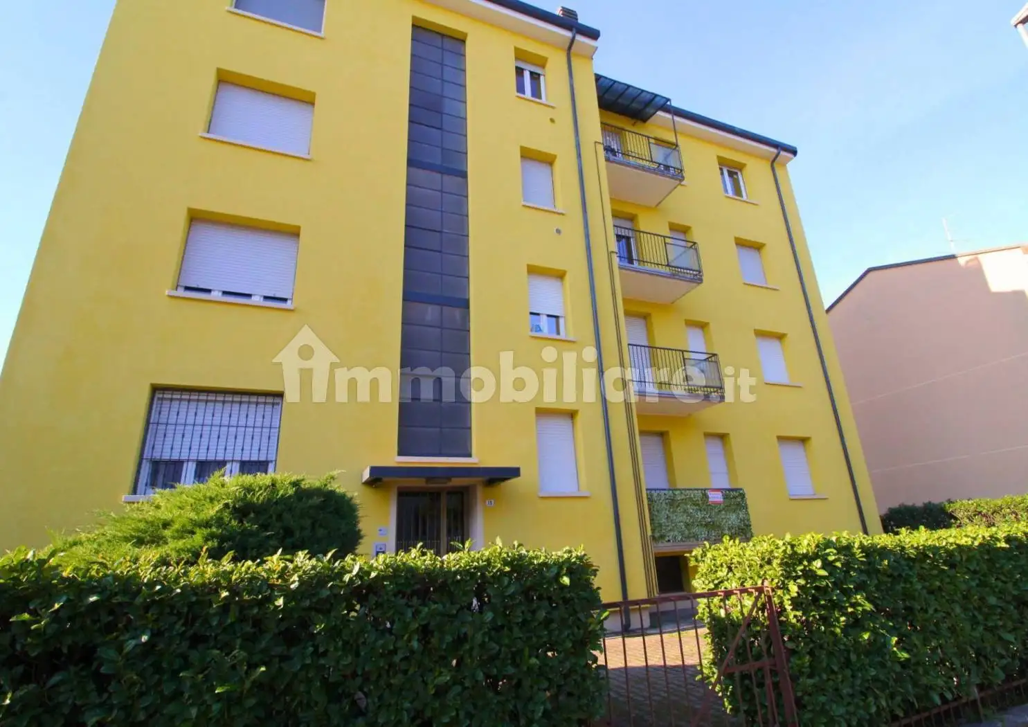 Bilocale via Cristoforo Colombo 19, Barlassina - foto 2