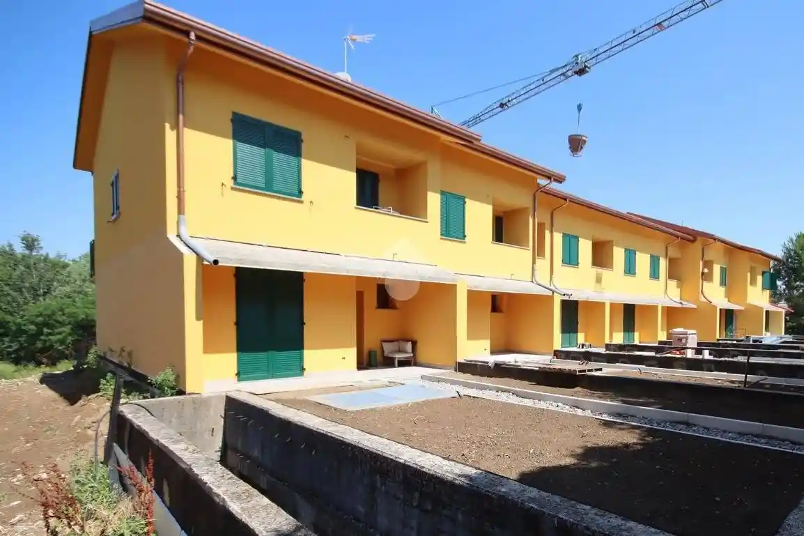 Villetta a schiera in vendita a Barzanò
