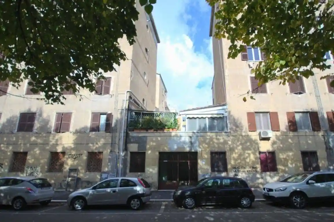 Trilocale viale dell'acquedotto Alessandrino 103, Torpignattara, Roma - foto 2