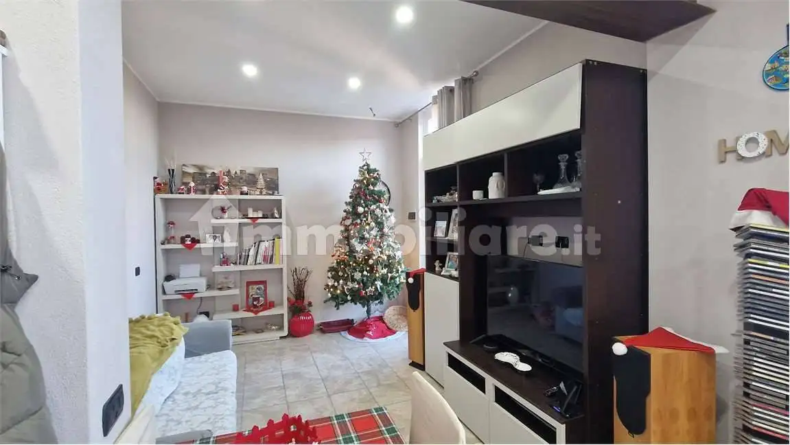 Appartamento in vendita a Besozzo