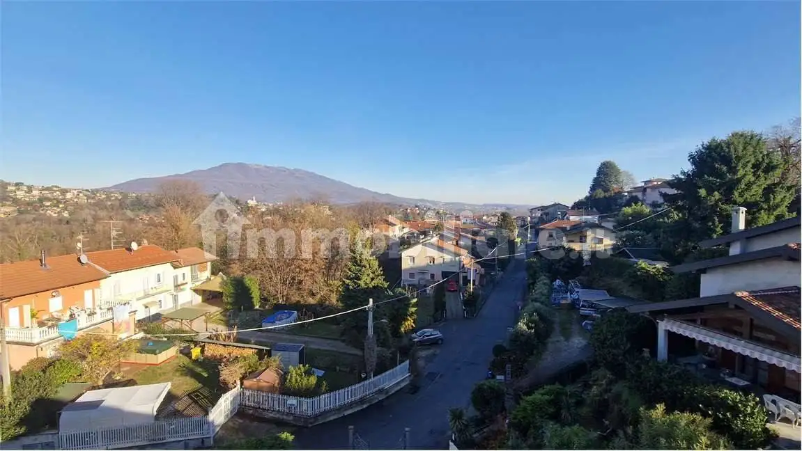 Bilocale via binda, 21, Centro, Besozzo - foto 2