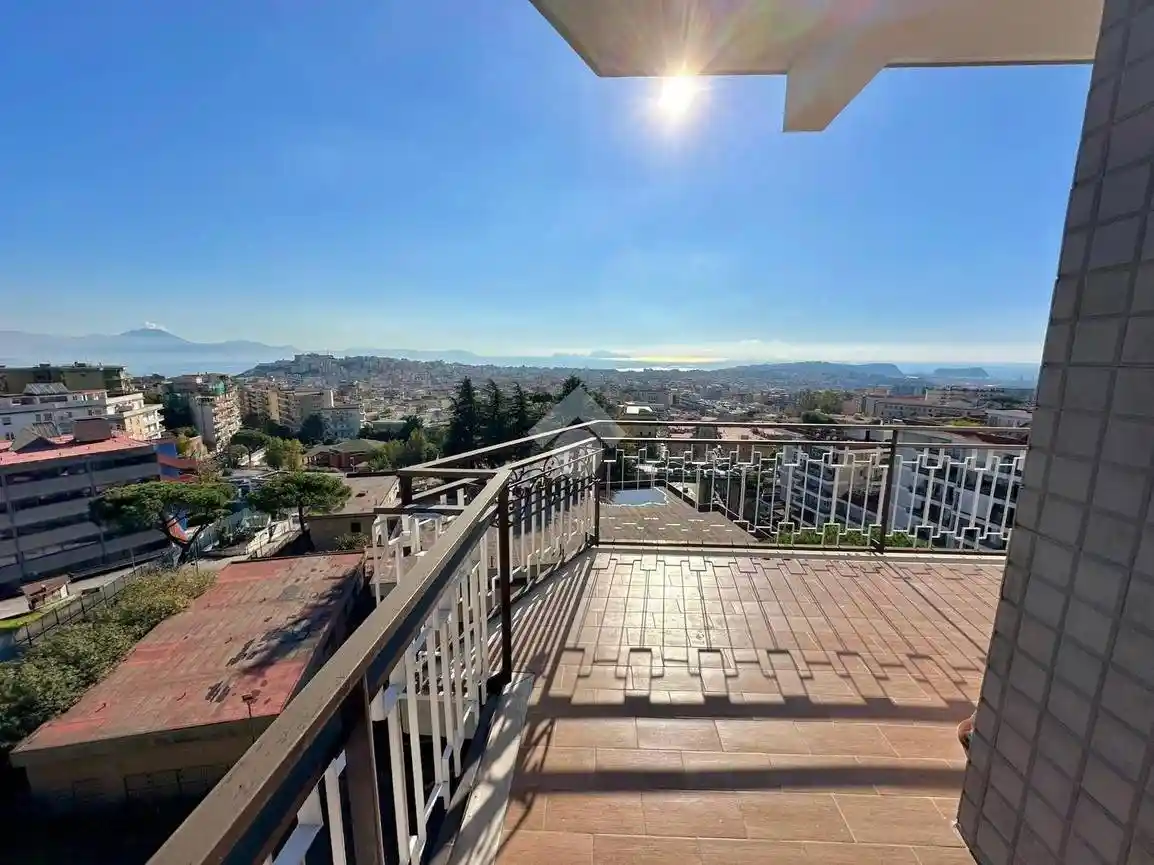 Quadrilocale via pietro castellino 132, Rione Alto, Napoli - foto 5