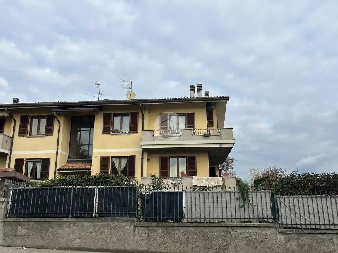 Trilocale via Peroni Vincenzo, Bornato, Cazzago San Martino - foto 2