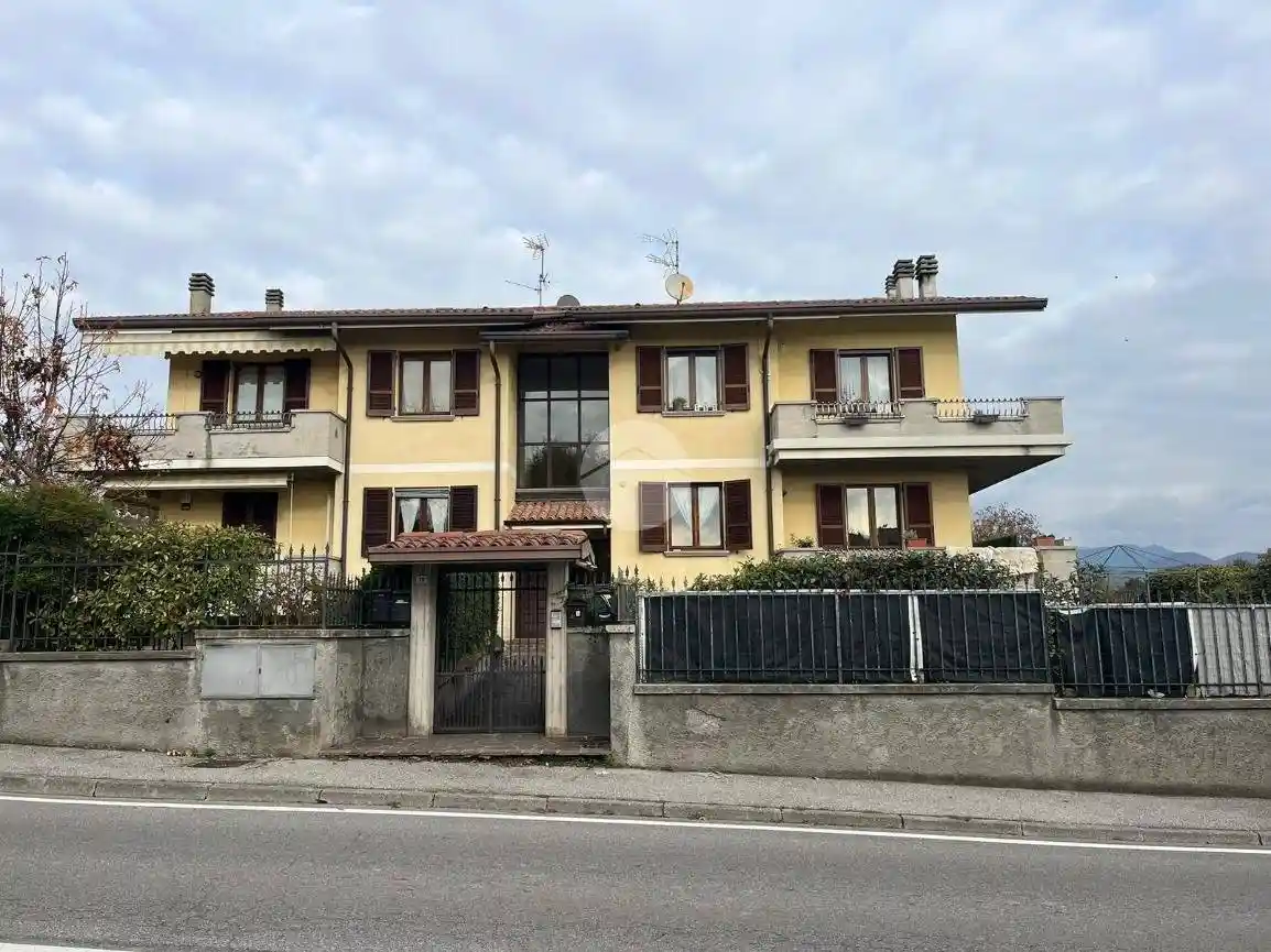 Trilocale via Peroni Vincenzo, Bornato, Cazzago San Martino - foto 3