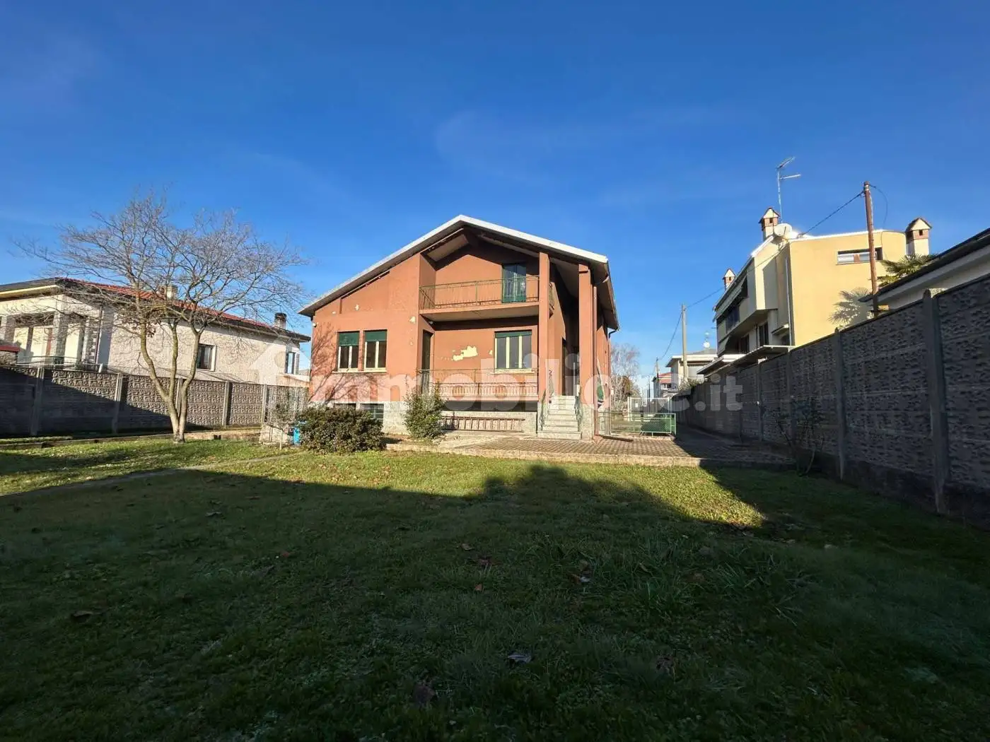 Villa in vendita a Solbiate Olona