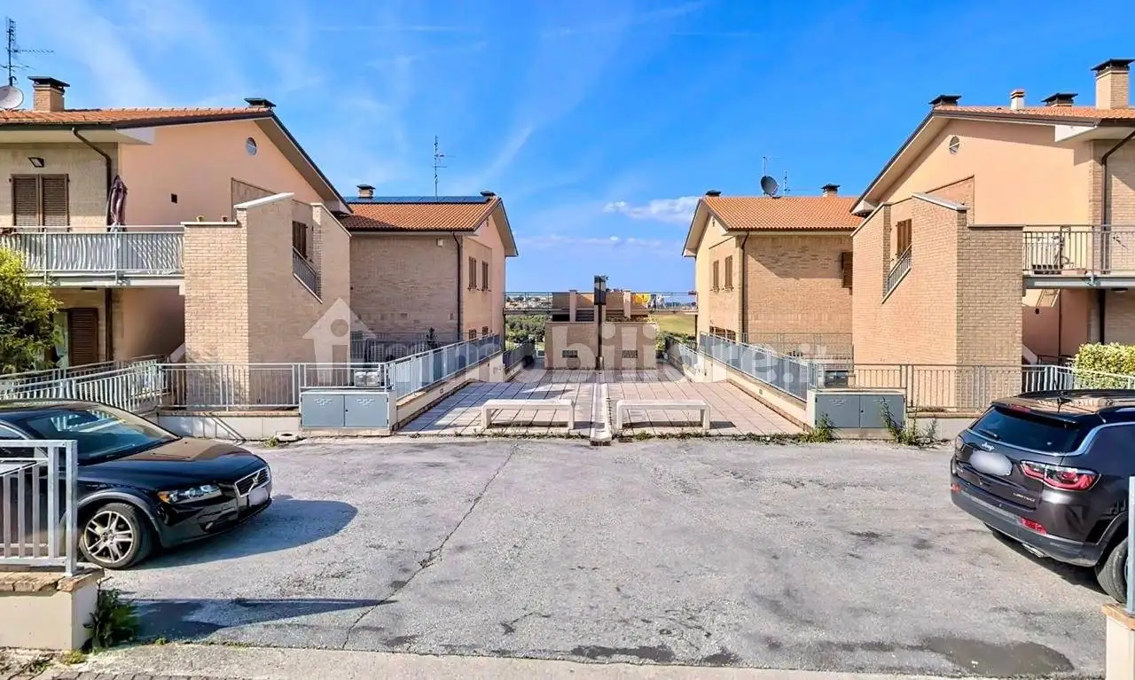 Appartamento in vendita a Camerata Picena