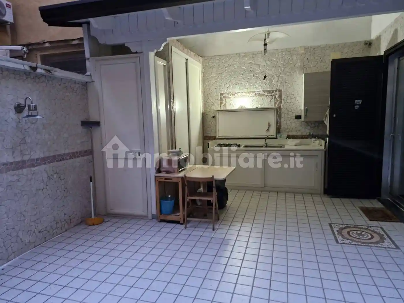 Trilocale via Cesare Rosaroll, Tribunali, Napoli - foto 4